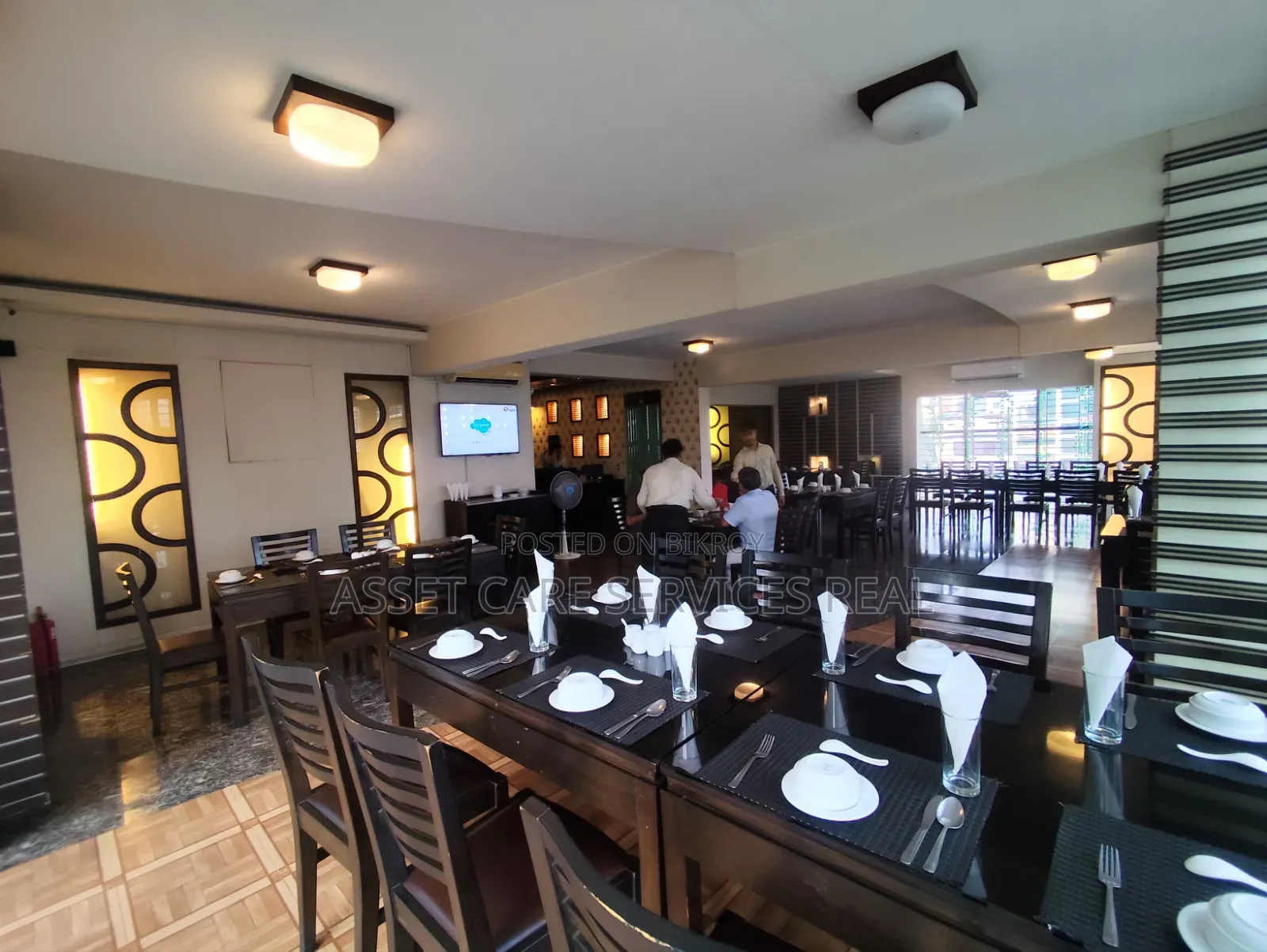 2850-SQFT Furnished Restaurant Commercial Space Rent Banani Road-11 in Banani