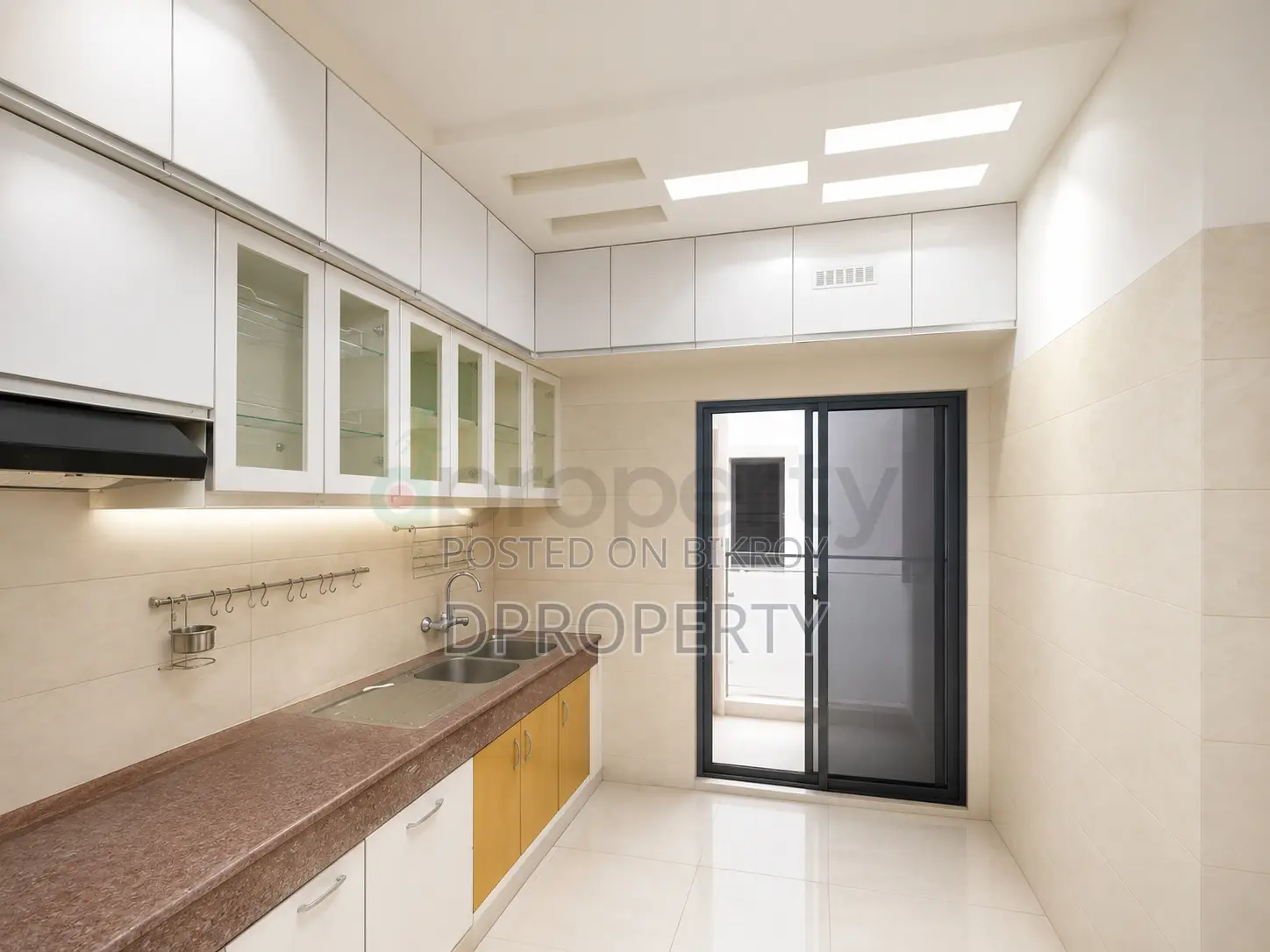 Furnished 3-Bedroom Apartment in Basundhara for Rent in Basundhara