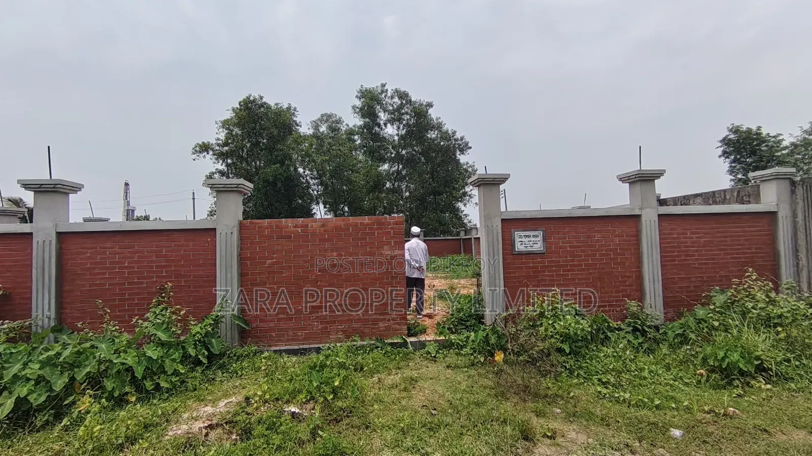 3 Katha East-facing plot on 36 feet road in Sector 9 in Purbachal