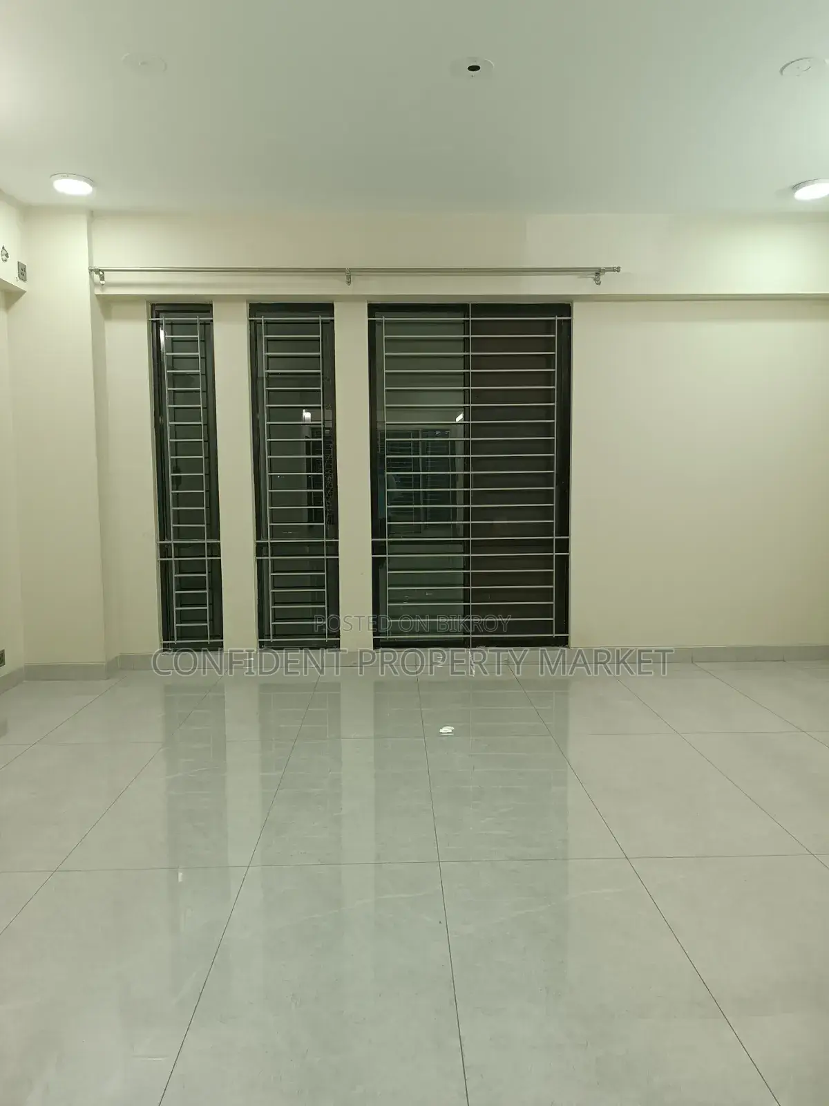 3-bedroom Apartment in Baridhara for sale in Baridhara