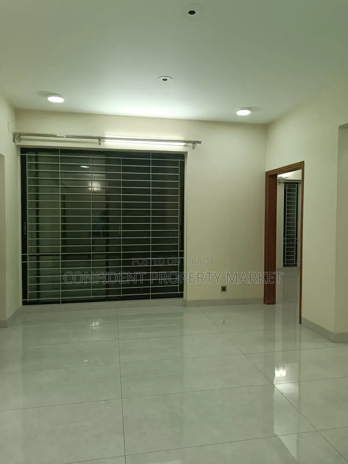 3-bedroom Apartment in Baridhara for sale in Baridhara