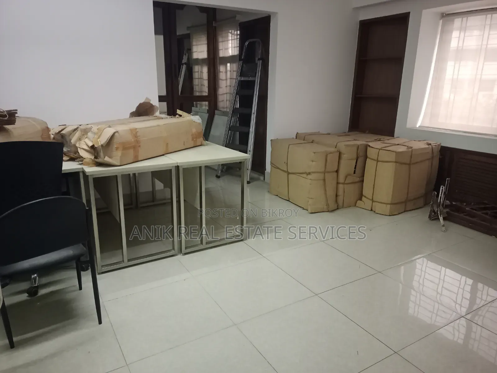 Luxurious 2800 Sft Office Space Rent At Gulshan in Gulshan