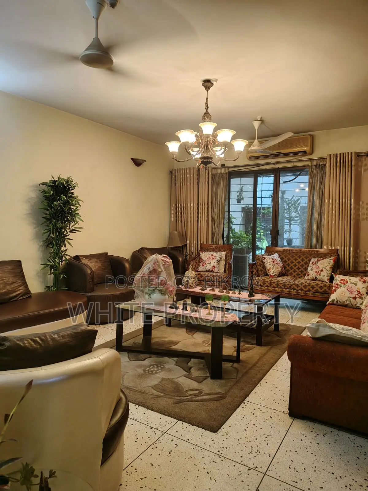 4-bedroom Apartment in White Property, Baridhara for Sale in Baridhara