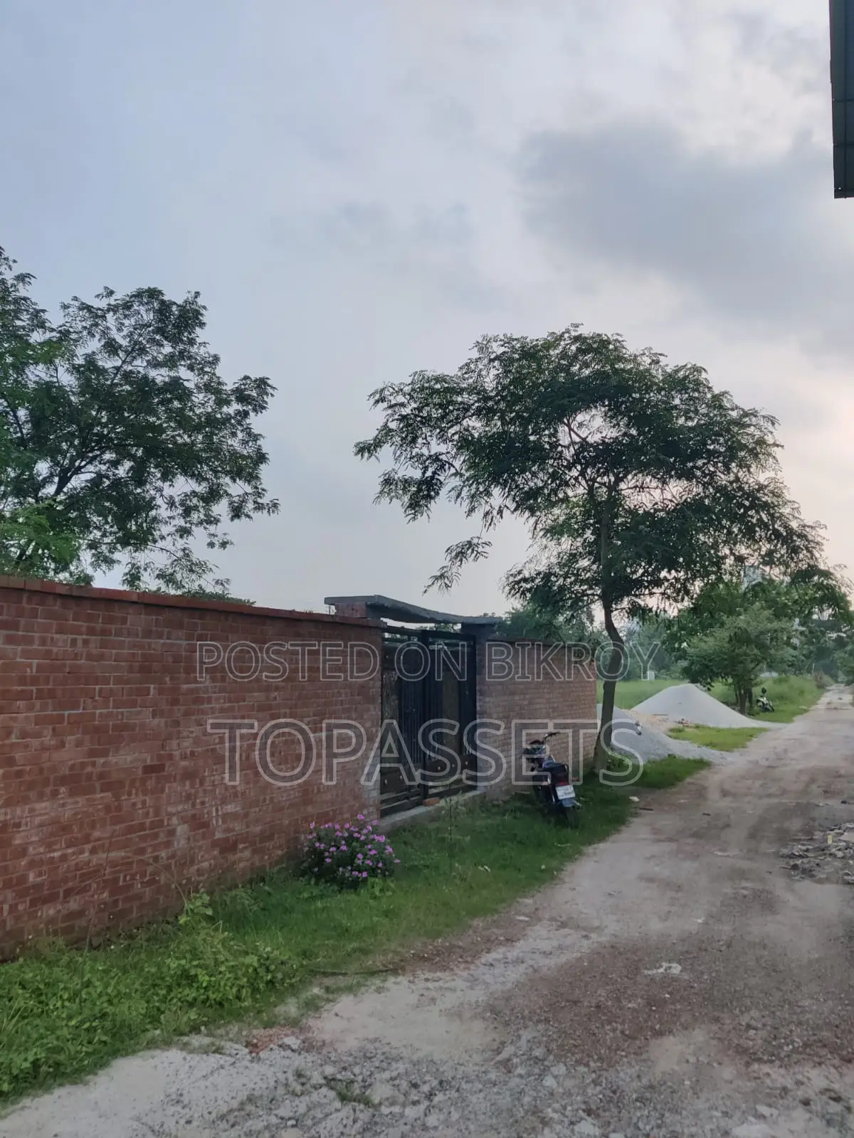 Premium 5 Katha Corner Plot for Sale | Bashundhara R/A, N Block in Basundhara