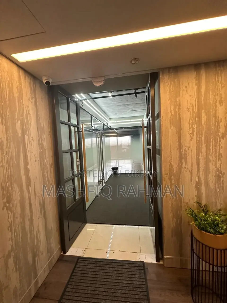 Renowned Commercial Building Office Space for Rent in a Prime Location in Mohakhali
