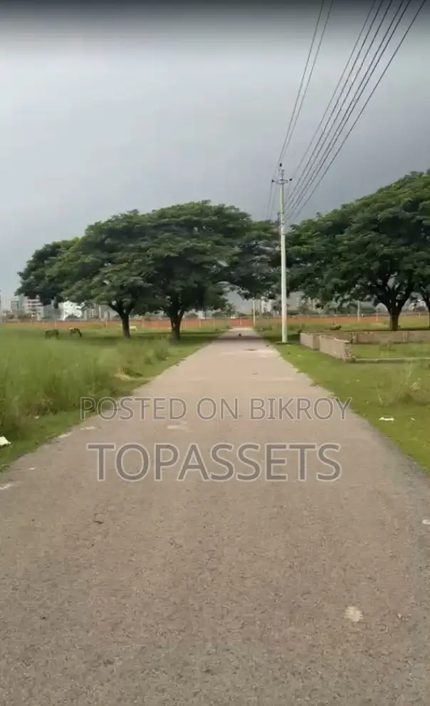 Prime 5 Katha South-Facing Plot | Road 116, I Extension, Bashundhara in Basundhara