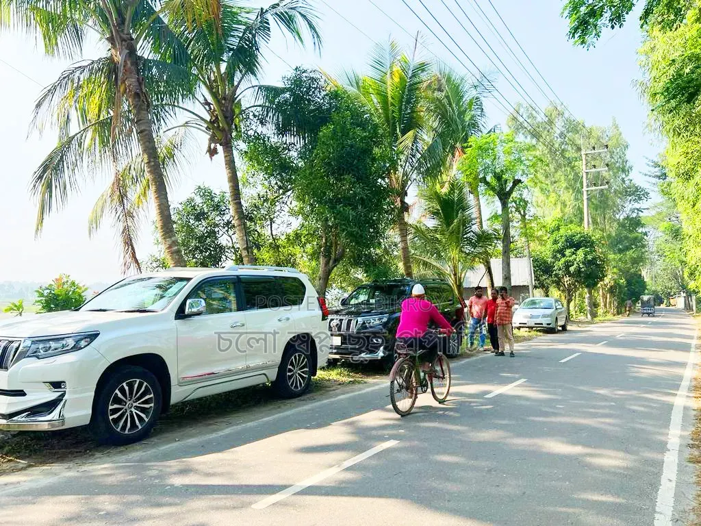 Ready Plot in Mawa Highway
