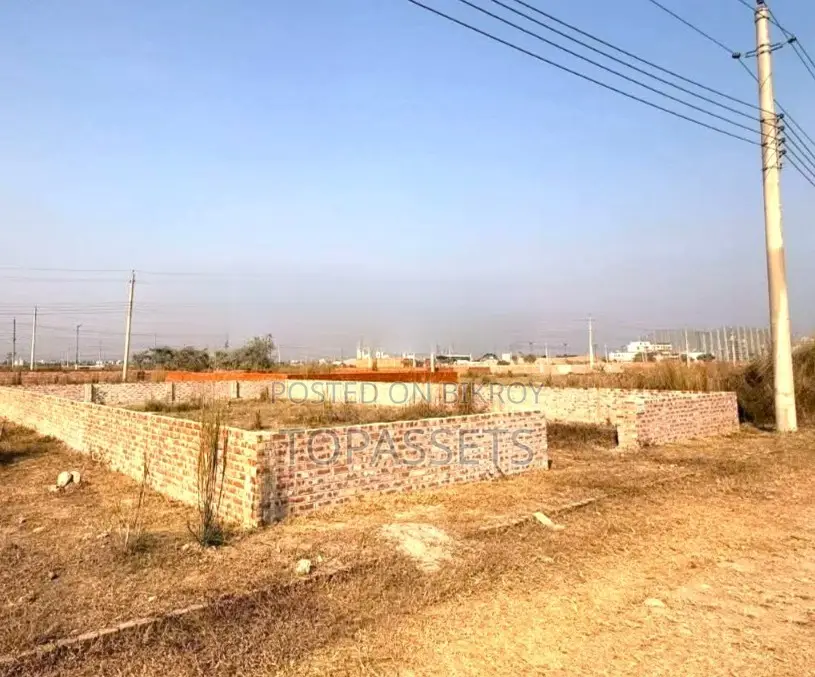 Premium 3 Katha North-West Corner Plot for Sale in N-Block 25 Ft Road in Basundhara