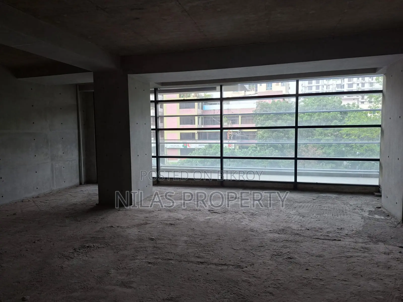 Prime 2nd Floor Commercial Space Rent In Dhanmondi in Dhanmondi
