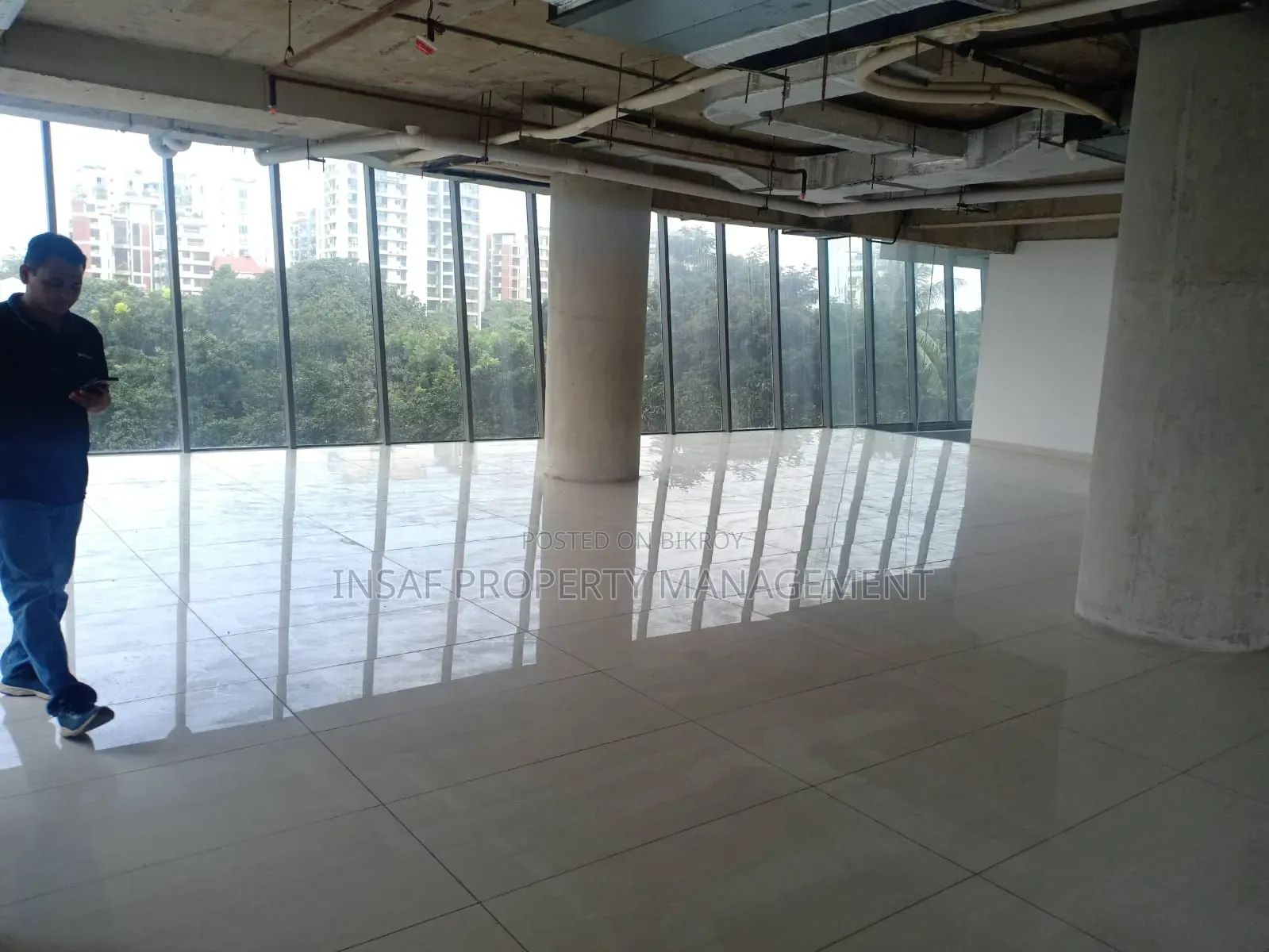 Premium 7000 SFT Corporate Office Space for Rent - Gulshan-2 in Gulshan