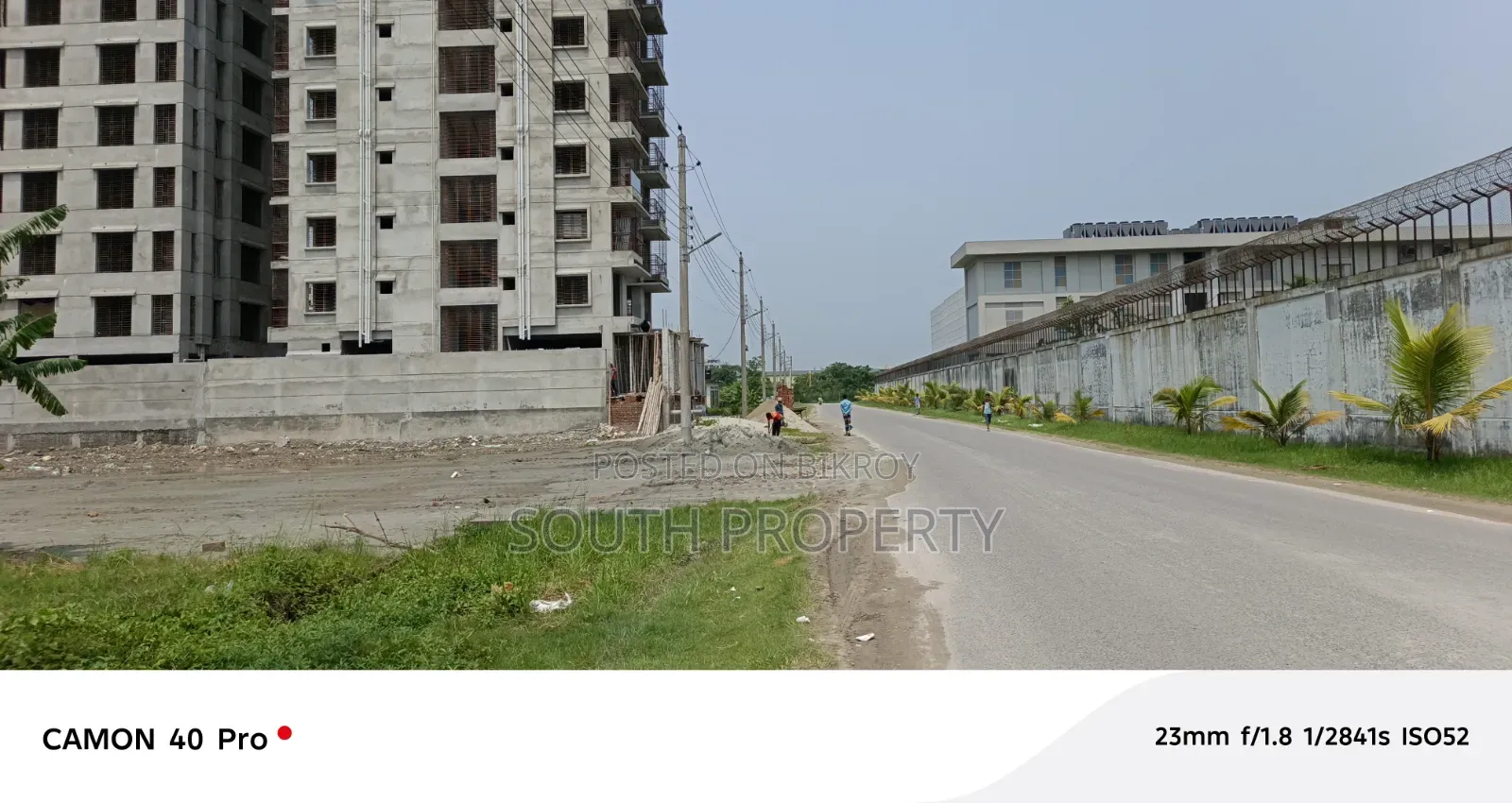 6 Katha South Corner Plot - Sale Bashundhara Baridhara in Basundhara