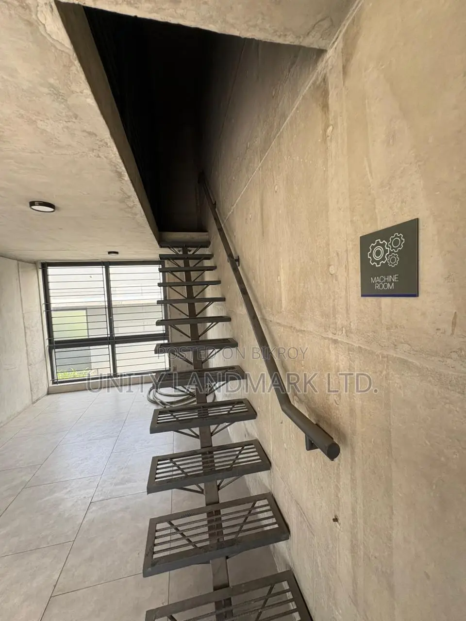 Furnished 4-bedroom Apartment in Uproperty, Baridhara for sale in Baridhara