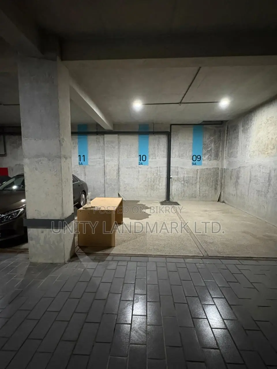 Furnished 4-bedroom Apartment in Uproperty, Baridhara for sale in Baridhara