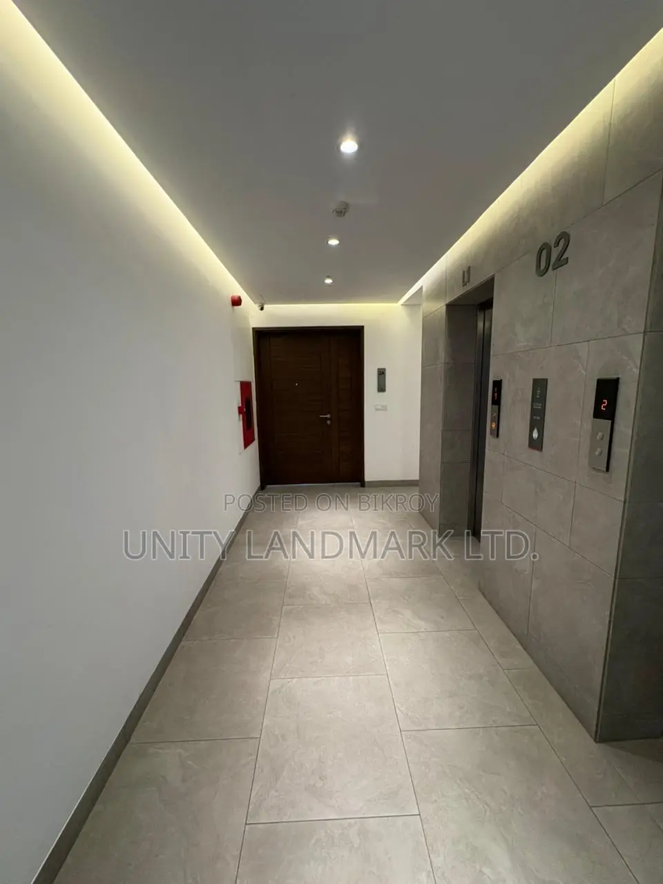 Furnished 4-bedroom Apartment in Uproperty, Baridhara for sale in Baridhara