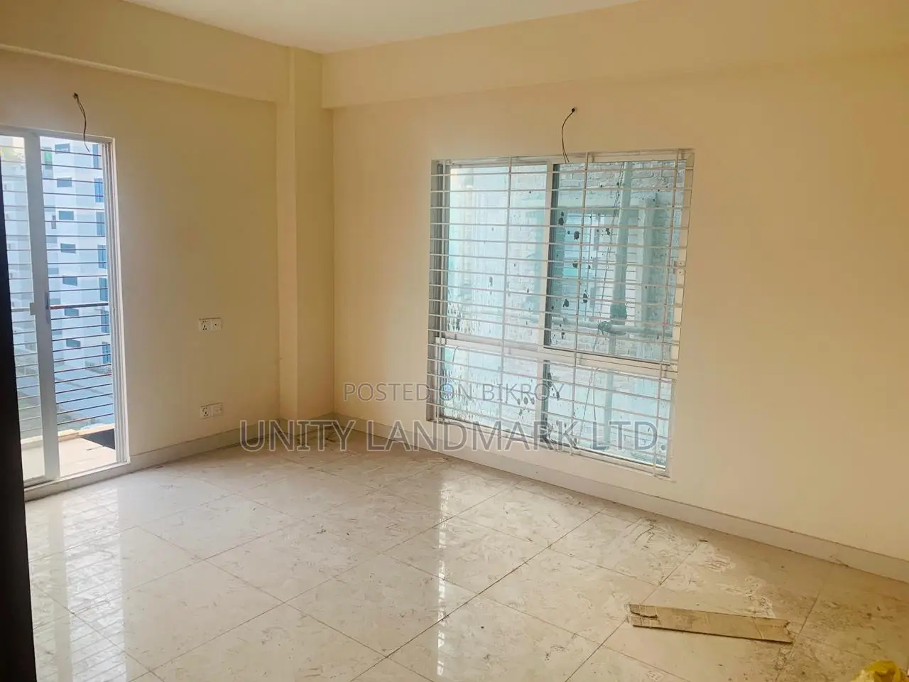Furnished 3-Bedroom Apartment in Uproperty, Jamuna Future Park for Sale in Jamuna Future Park