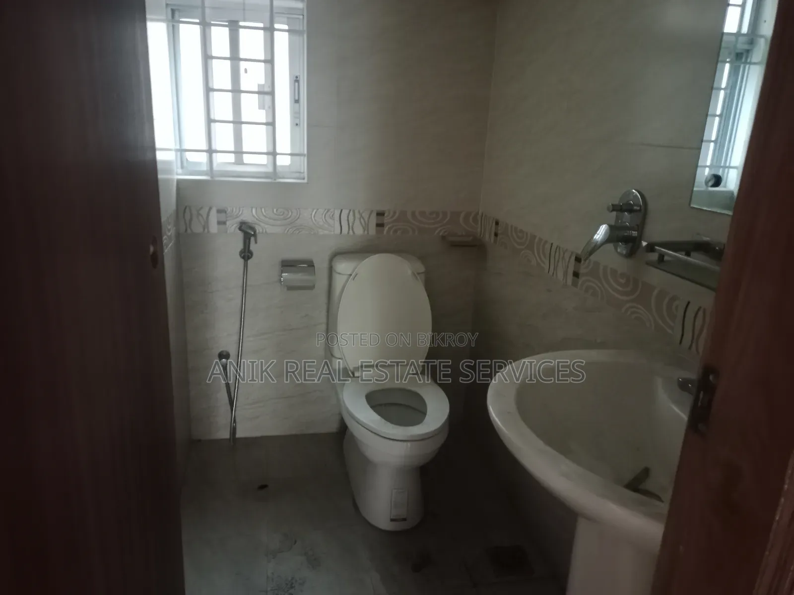 Nicely 3000 SFT Office Space Rent for Gulshan in Gulshan