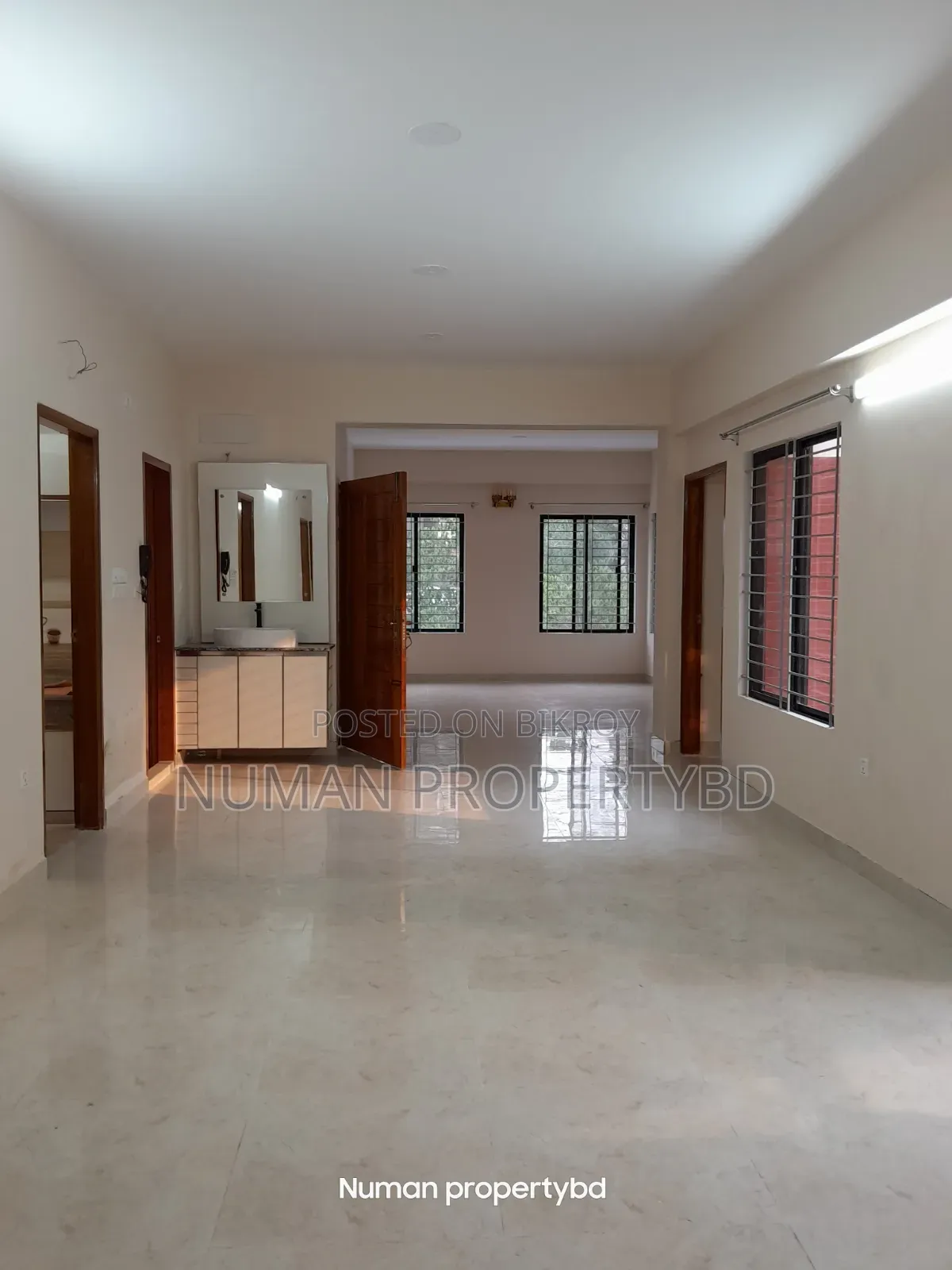 4-Bedroom Apartment in Numan Property Bd, Basundhara for Rent in Basundhara