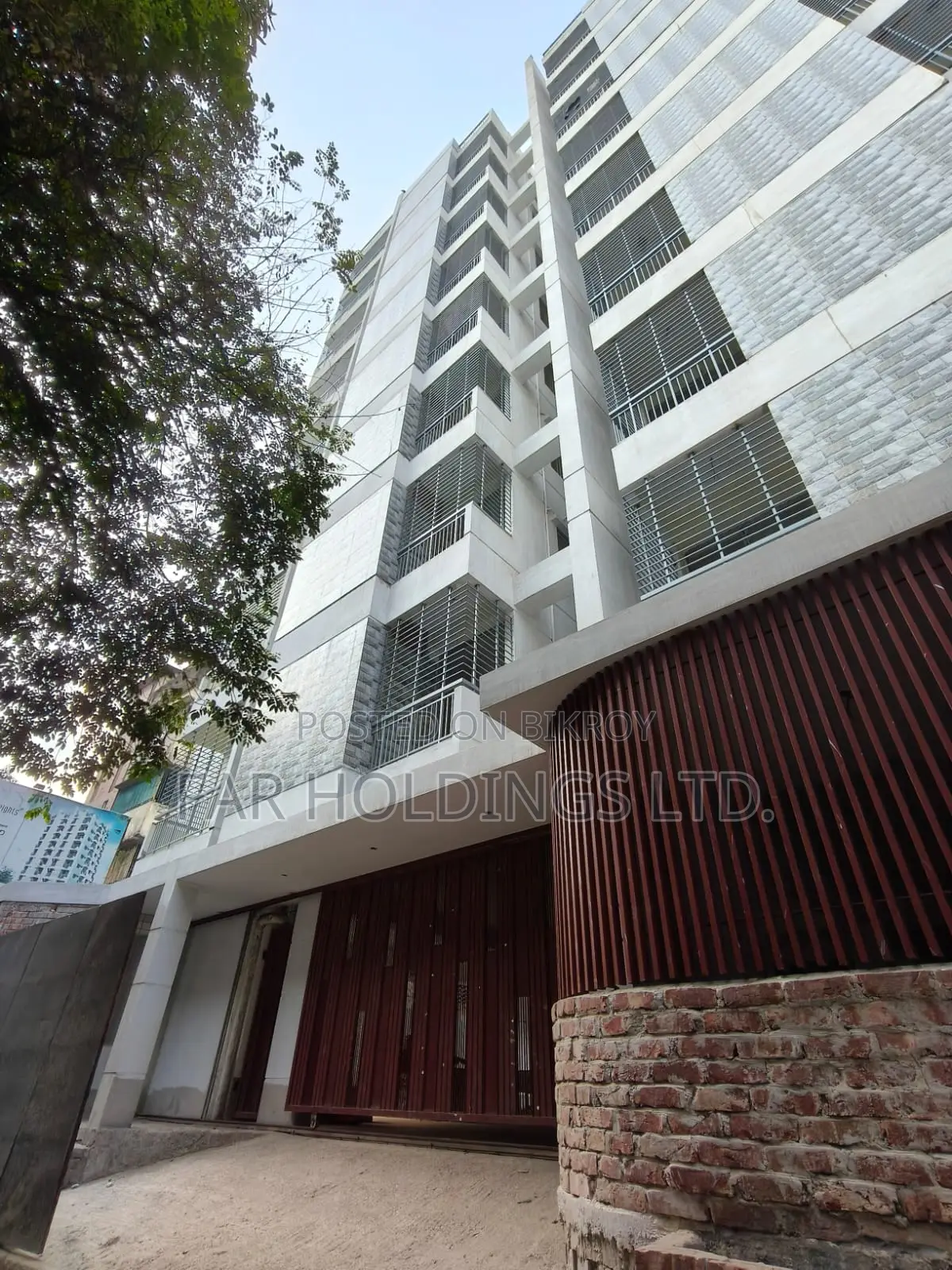 Furnished 3-Bedroom Apartment in Arfa Nur, Malibag for Sale in Malibag