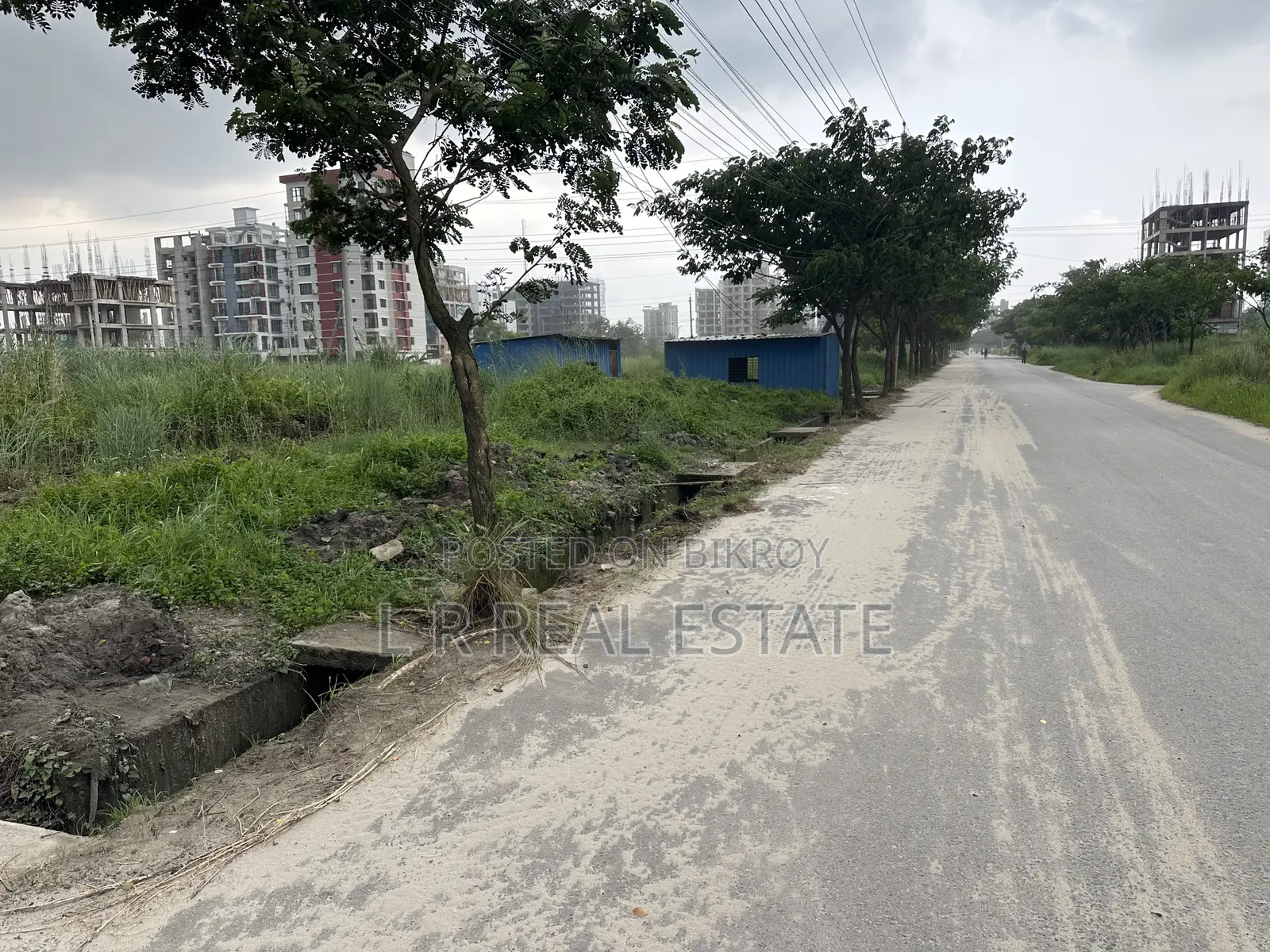 Block-M, 3-Katha, 40'25' Road Corner, G+7 Plan Passed, Bashundhara R/A in Basundhara