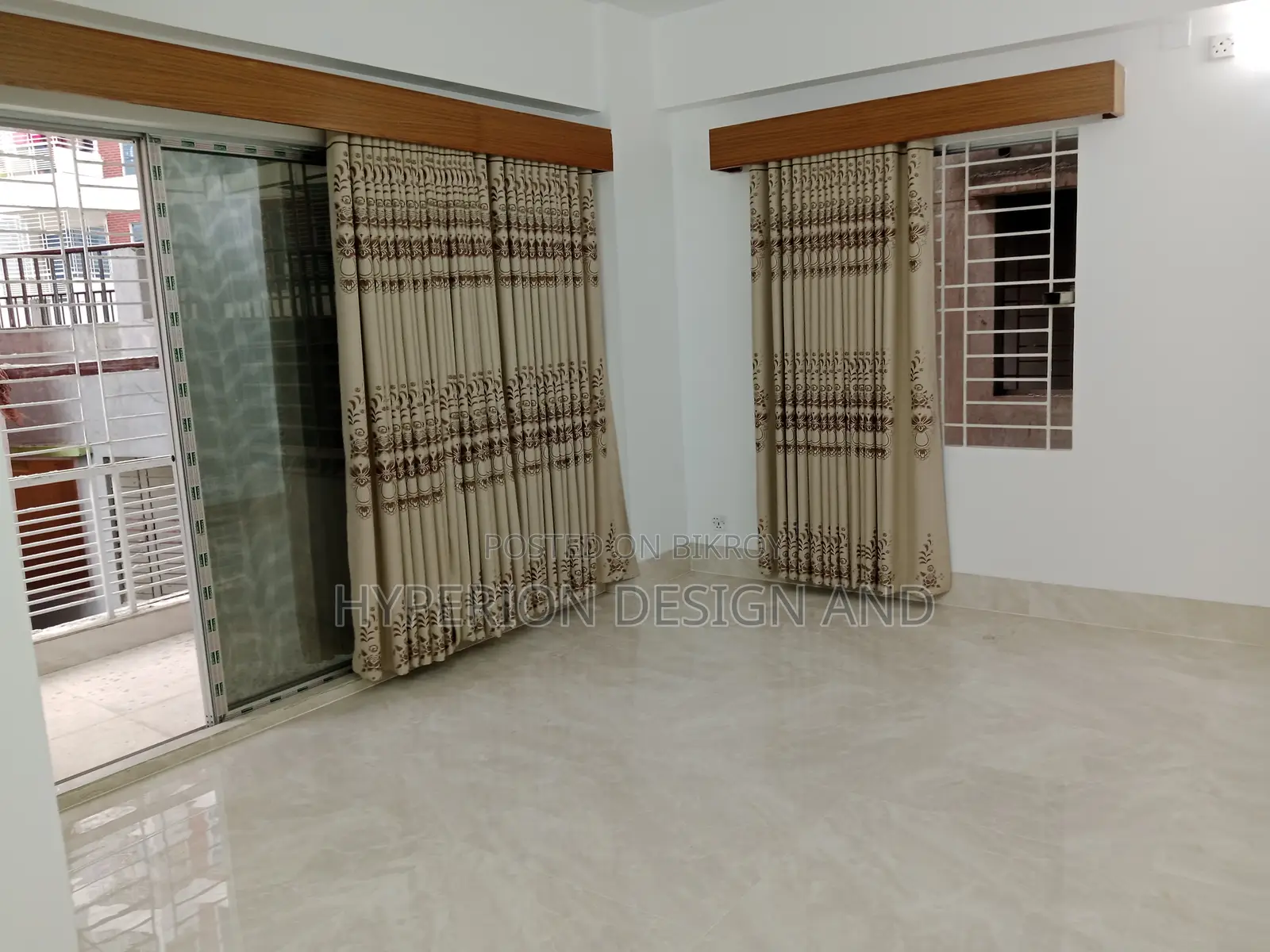 Furnished 3-bedroom Apartment in Hyperion Park View, Banasree for sale in Banasree