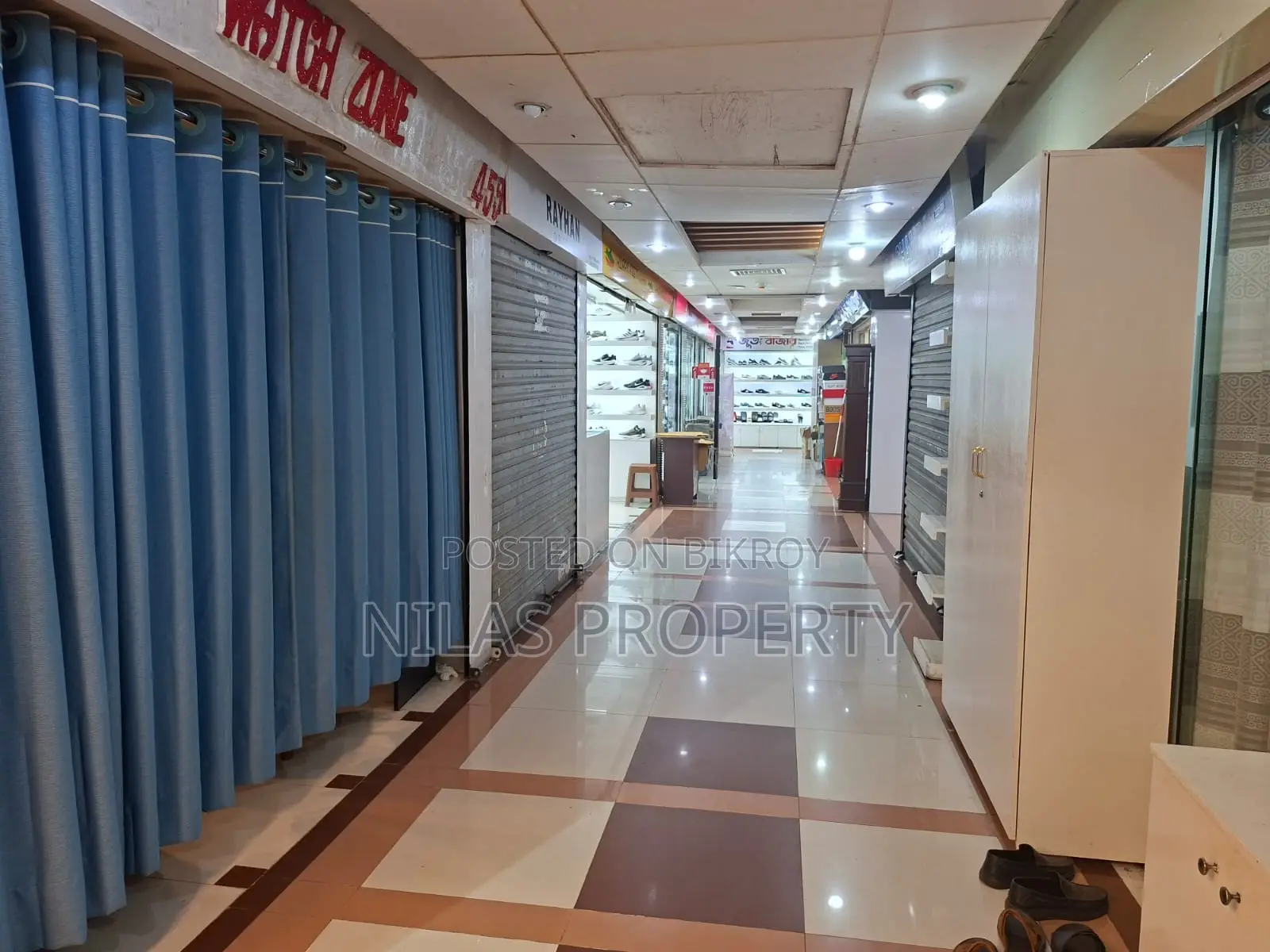 Premium Shop Sale in Shopping Mall in Shyamoli