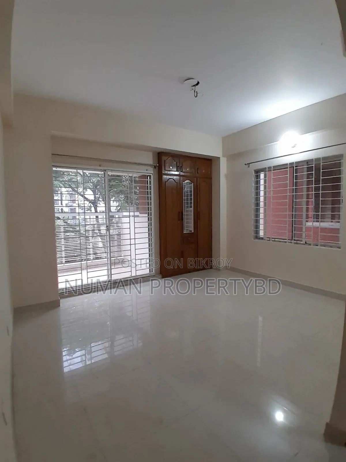 4-bedroom Apartment in Numan Property Bd, Basundhara for Rent in Basundhara