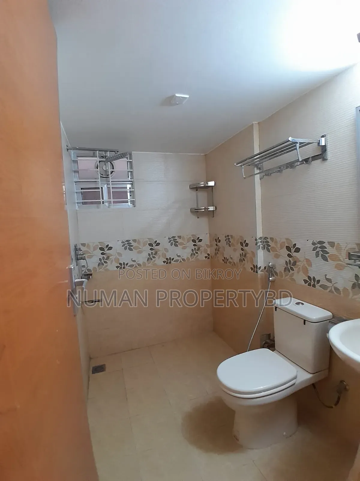 4-bedroom Apartment in Numan Property Bd, Basundhara for Rent in Basundhara