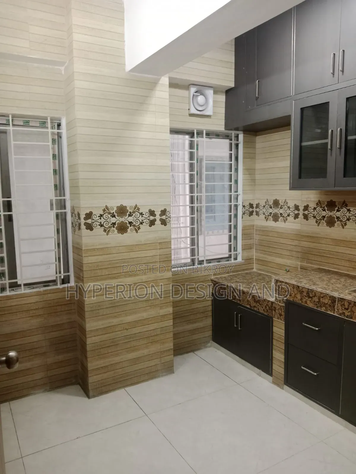 Furnished 3 Bedroom Apartment in Hyperion Mozibor, Banasree for Sale in Banasree