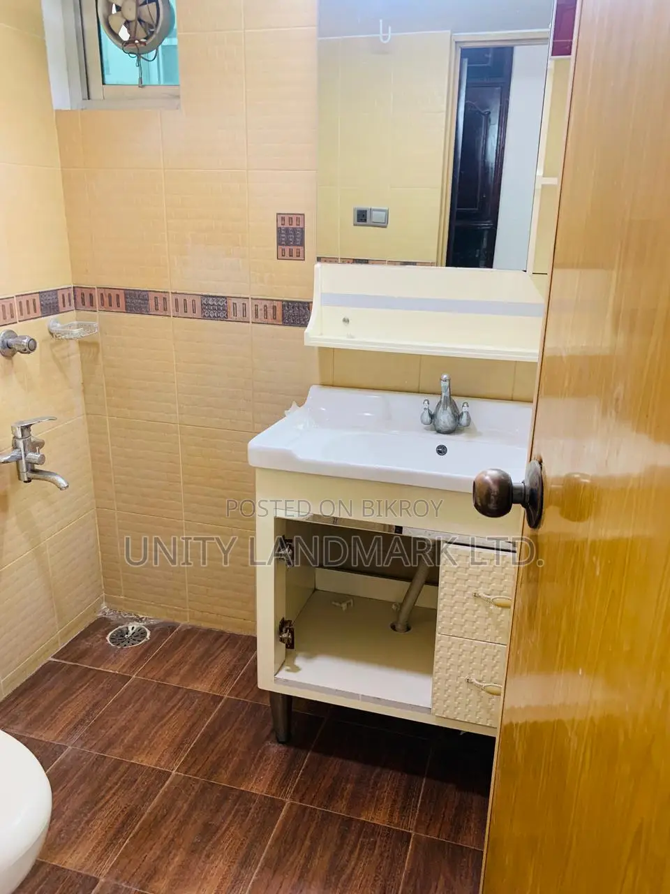 Furnished 3-Bedroom Duplex in Uproperty, Jamuna Future Park for Sale in Jamuna Future Park