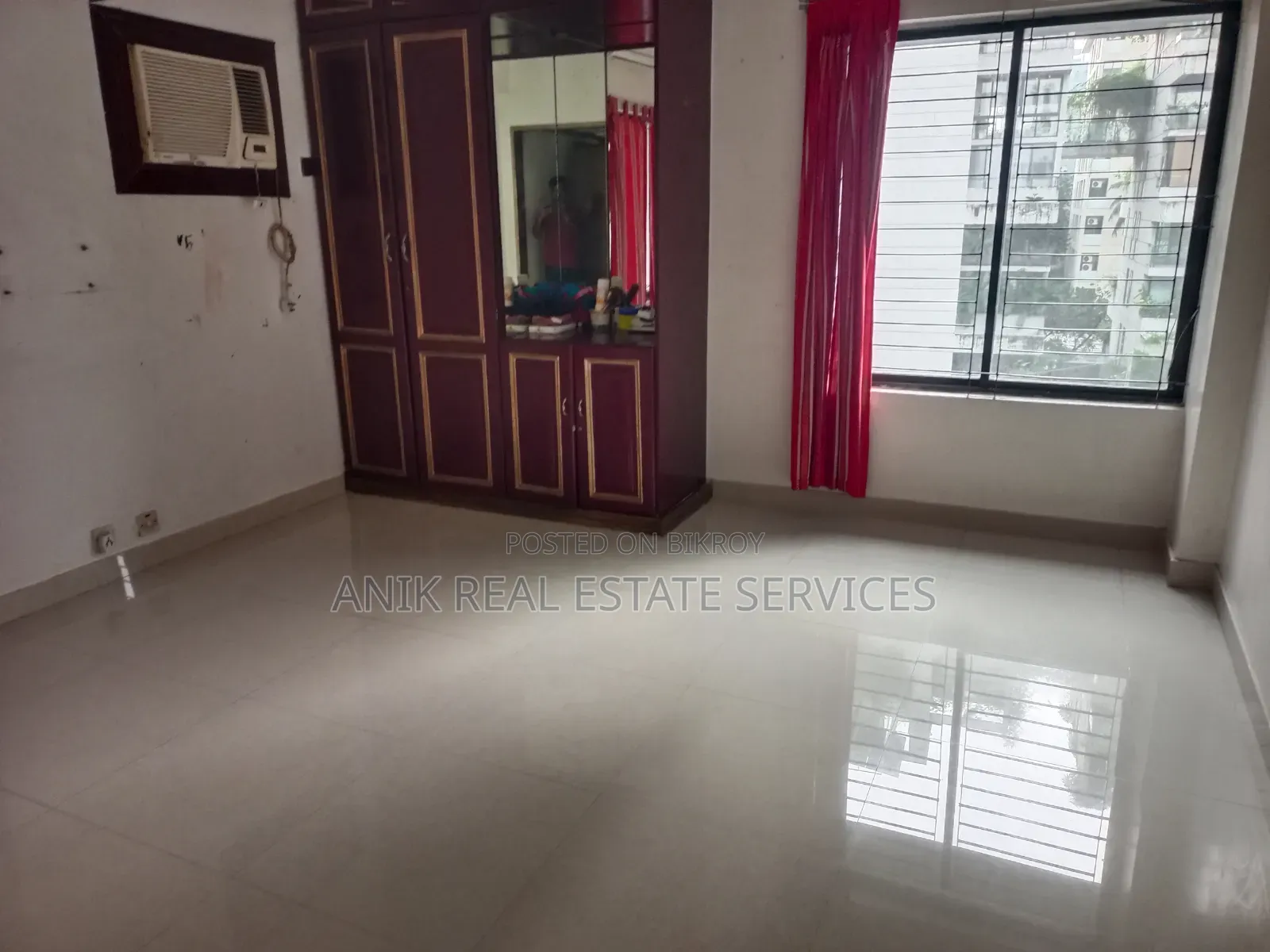 4-bedroom Apartment in Anik Real Estate, Gulshan for Sale in Gulshan