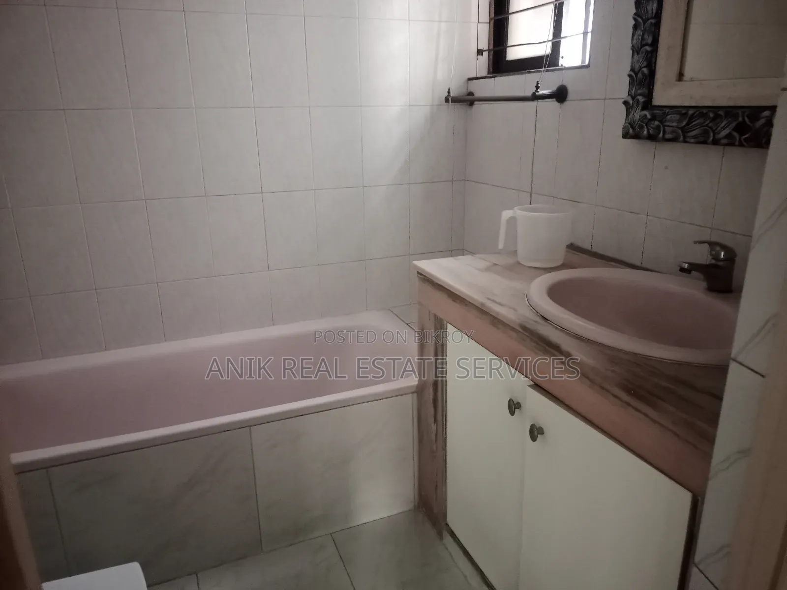 4-bedroom Apartment in Anik Real Estate, Gulshan for Sale in Gulshan