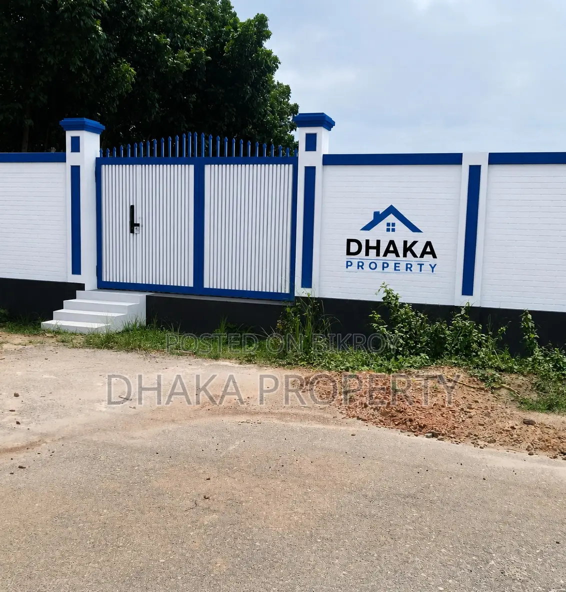 75/75ft Corner 7.5 Katha Forest View South/East at Sector-25. in Purbachal