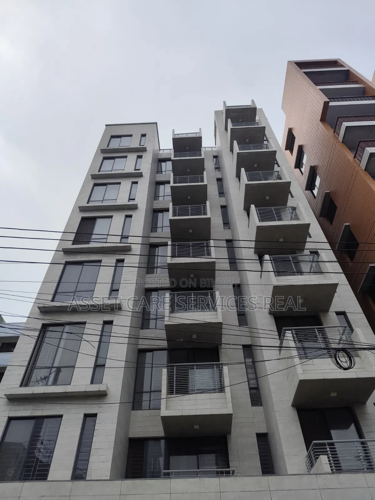 28-Bedroom 15000-SQFT Independent House Office Rent Baridhara in Baridhara