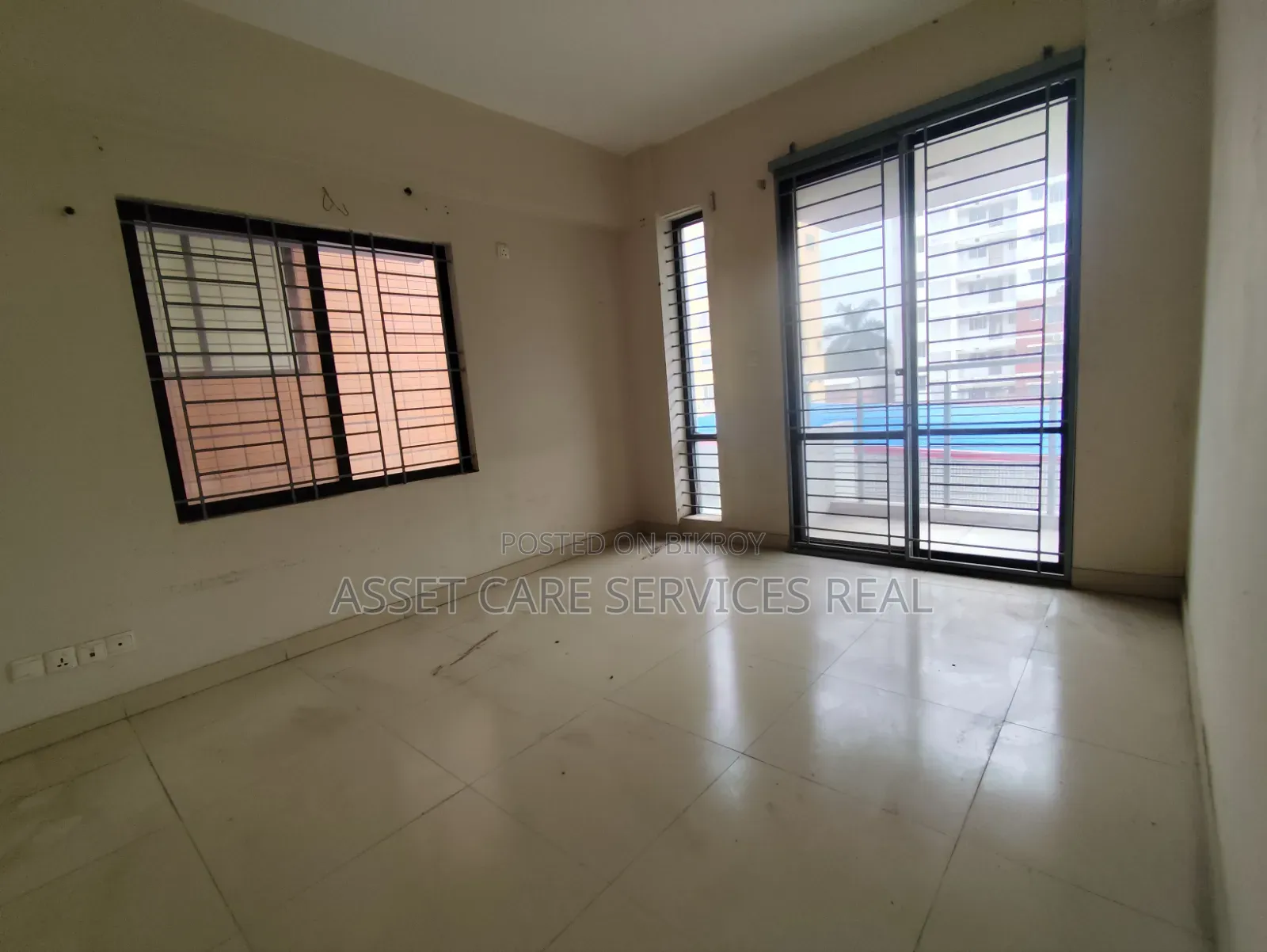 28-Bedroom 15000-SQFT Independent House Office Rent Baridhara in Baridhara