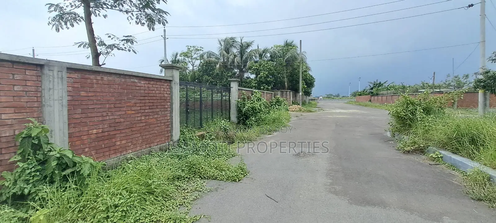 Beside 300 Feet Corner 5 Katha Plot for Sale Rajuk Purbachal in Purbachal