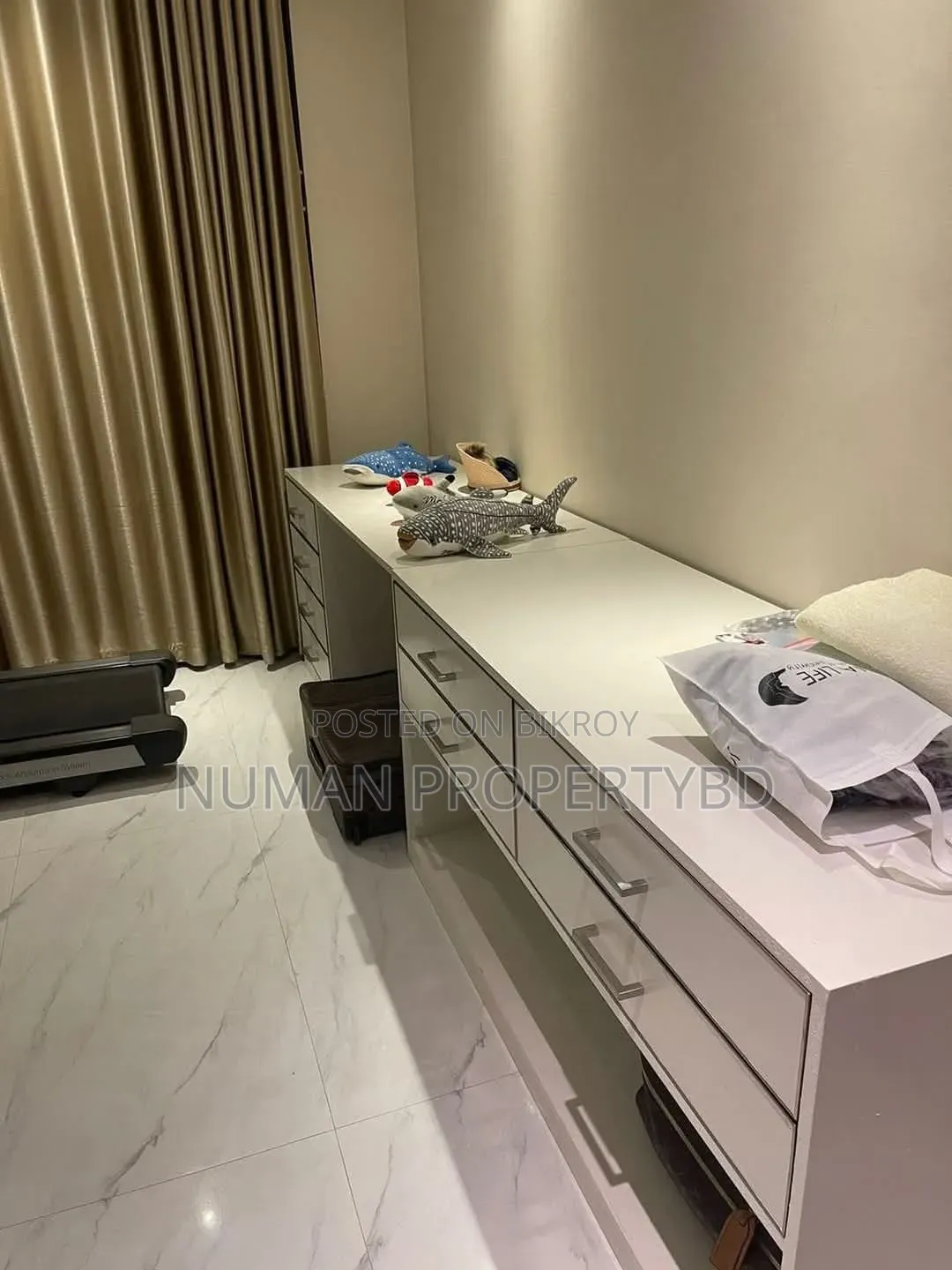 Furnished 3-bedroom Apartment in Numan Property Bd, Basundhara for Rent in Basundhara
