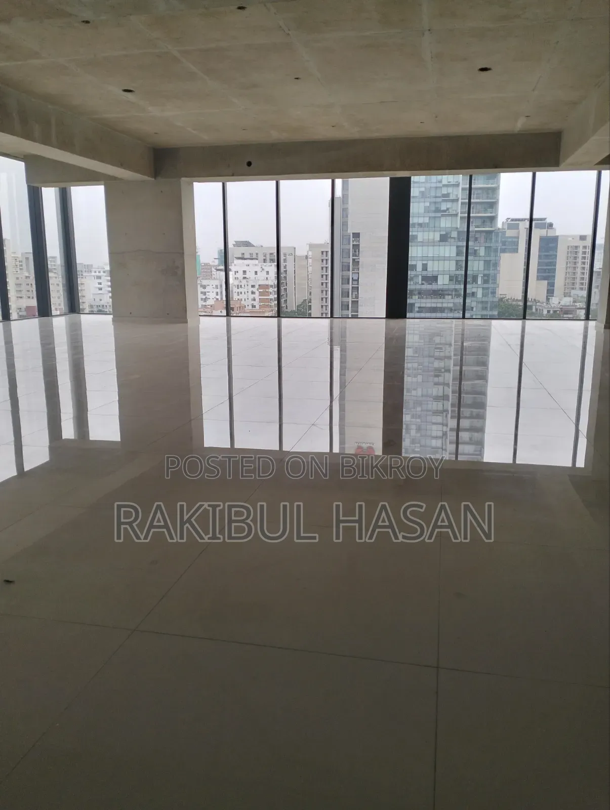 3020 SFT Commercial Space Rent in Gulshan 2 in Gulshan