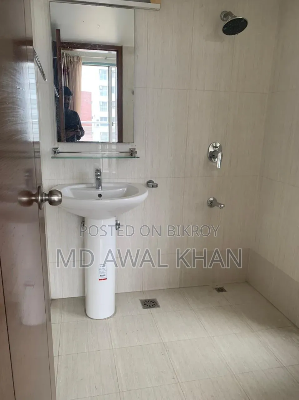 Furnished 3-bedroom Apartment in Baridhara for Rent in Baridhara