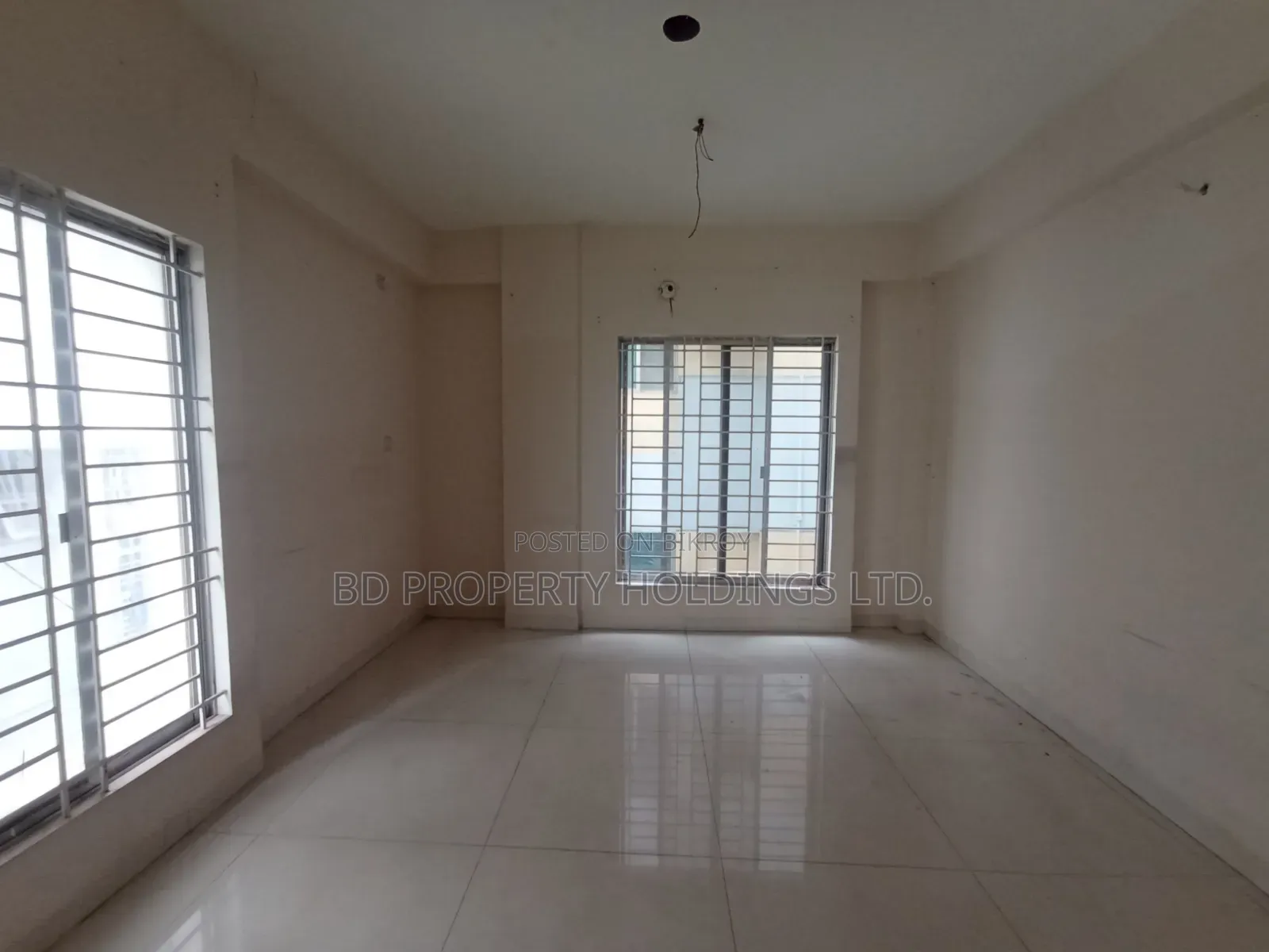 2300 SFT Luxurious Office Space for Rent in Uttara in Uttara