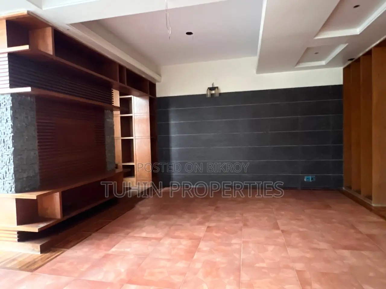 4-Bedroom Apartment in Banani DOHS for Sale in Banani DOHS