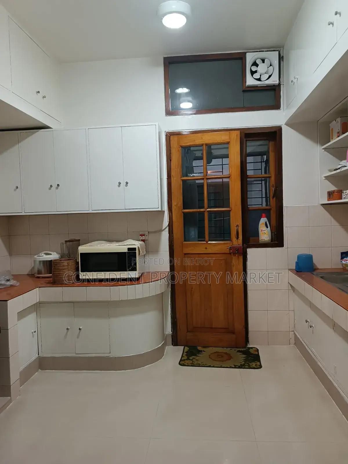 Furnished 3-bedroom Apartment in Baridhara for Rent in Baridhara