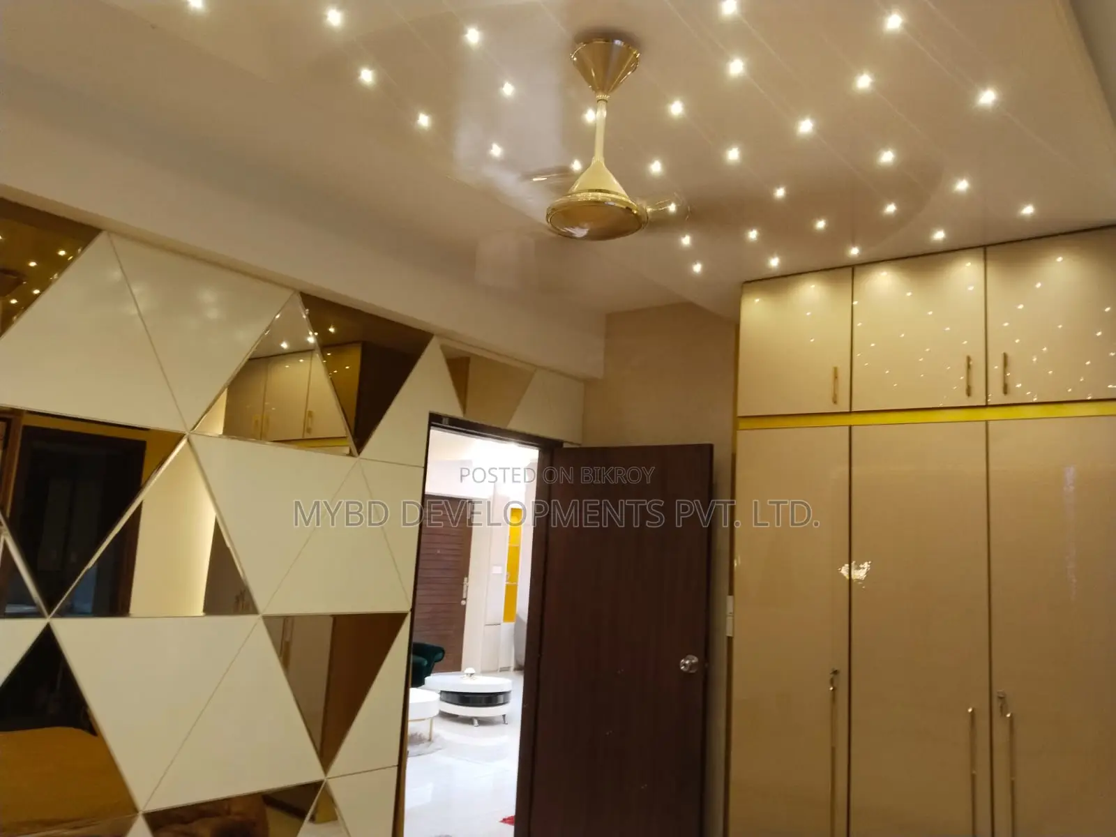 Furnished 3-bedroom Apartment in Basundhara for Sale in Basundhara