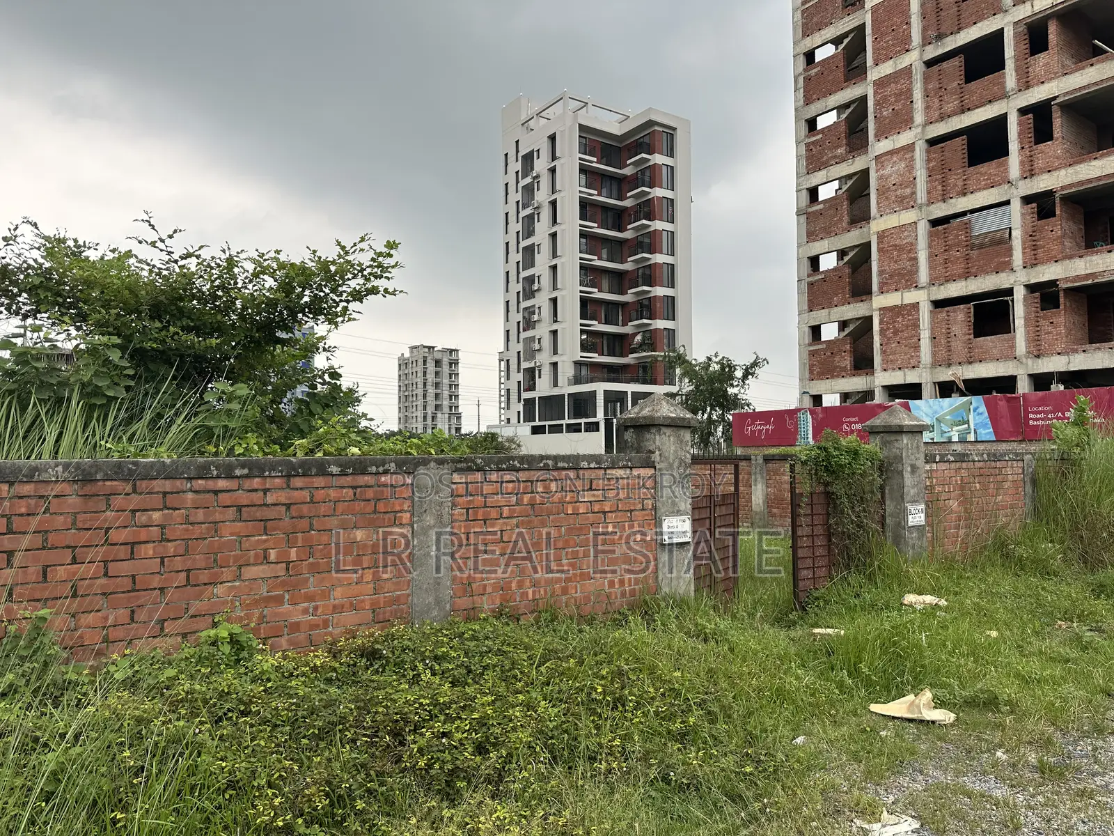 Block-M 4-Katha South-Facing, Urgent Sale, Bashundhara R/A in Basundhara