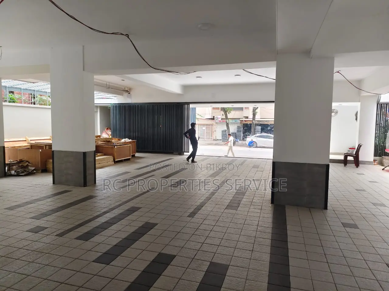 2150 Square Feet Apartment Office Rent in Uttara in Uttara