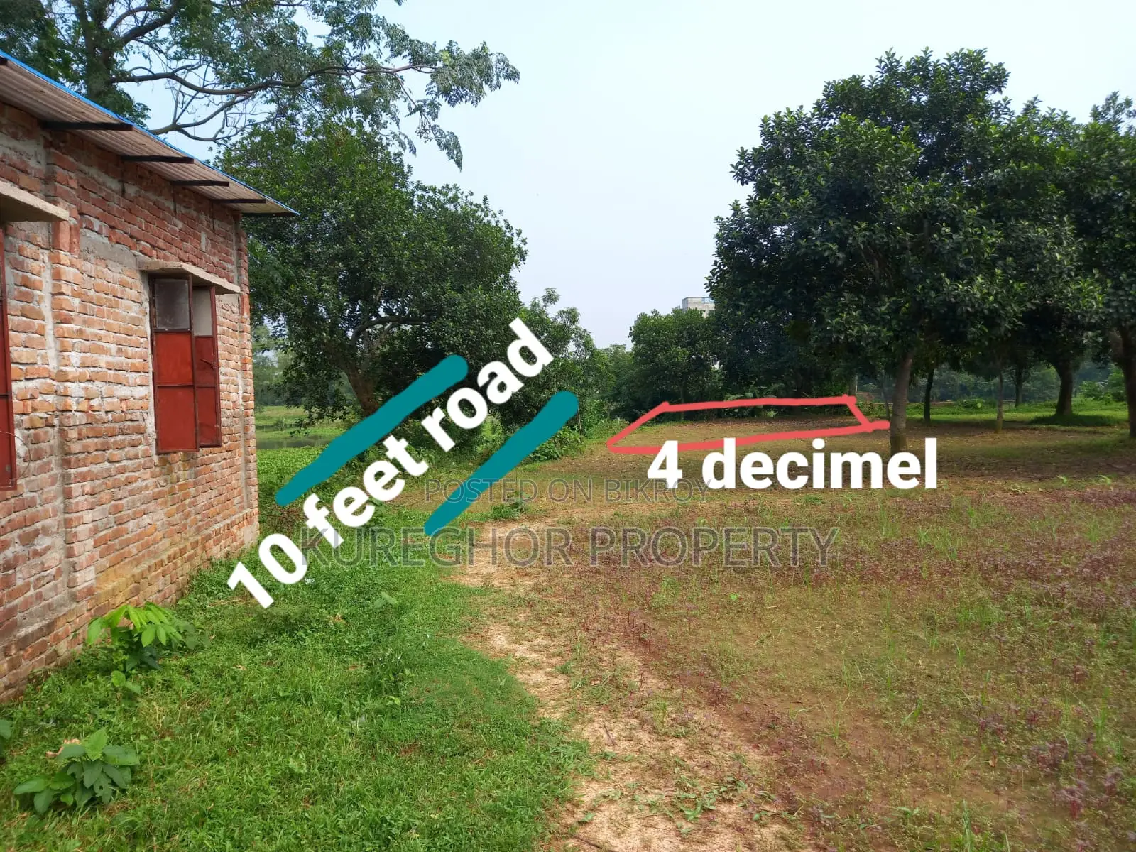 Are you interested in buying land in a very pleasant and hassle-free area in Savar? in Savar
