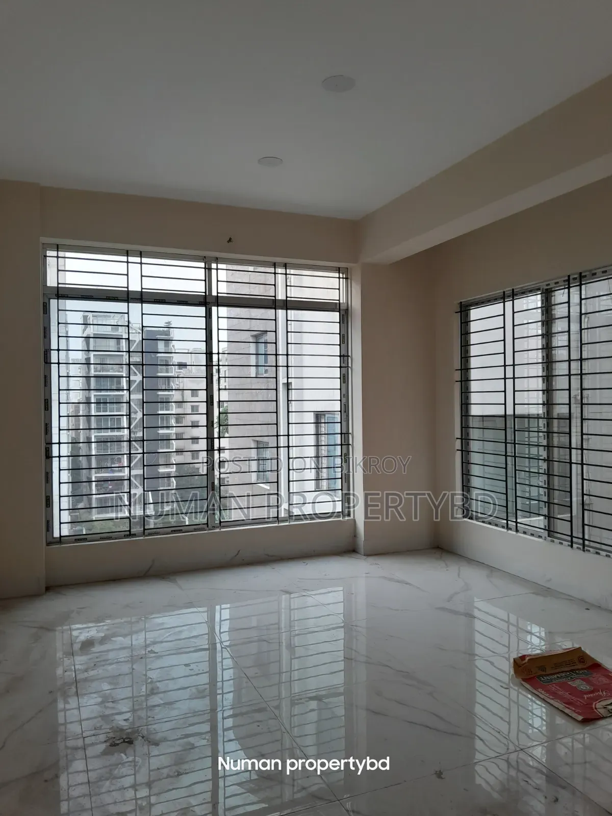 4-bedroom Apartment in Numan Property Bd, Basundhara for Sale in Basundhara