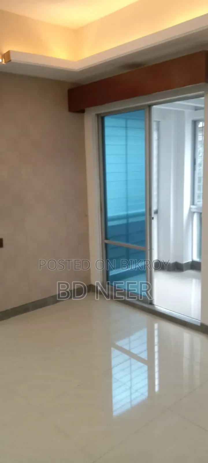 1800 SQFT Nice Office Available for Rent in Banani South in Banani