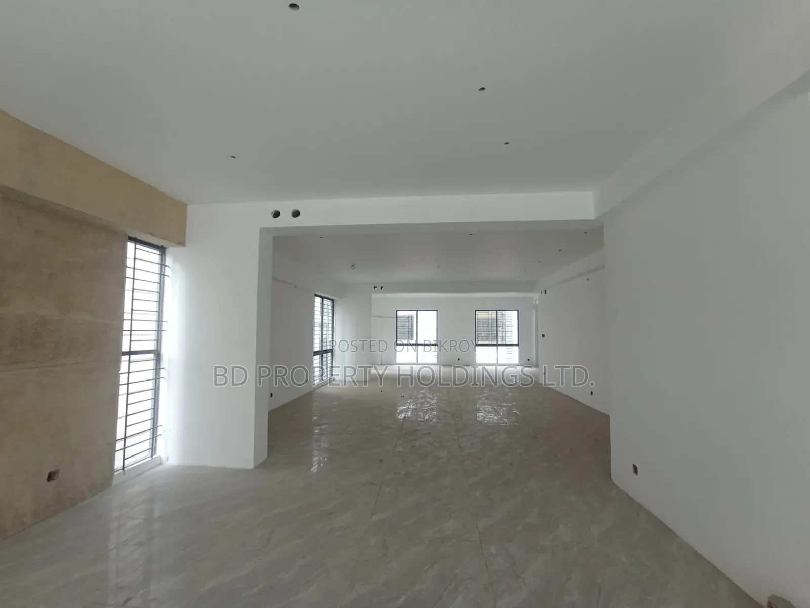 2900 SFT Luxurious Brand New Commercial Open Space for Rent in Uttara in Uttara