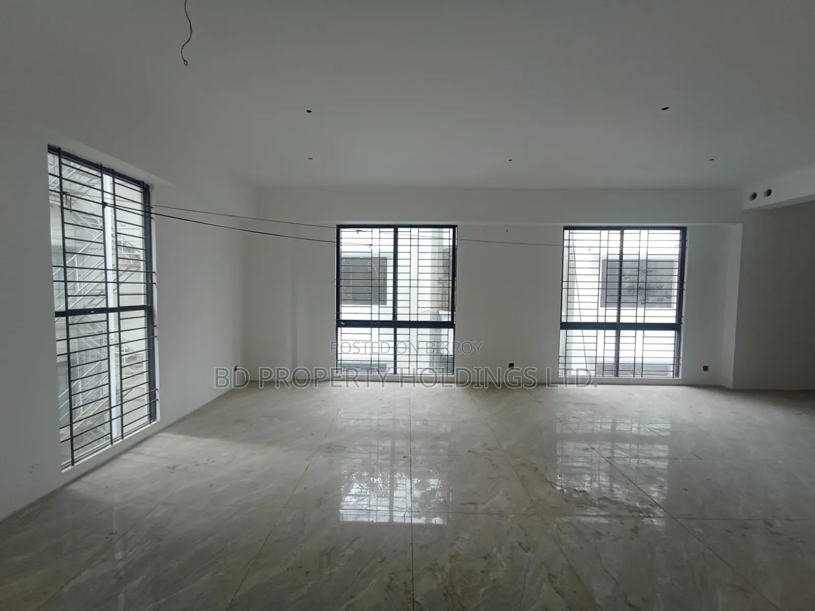 2900 SFT Luxurious Brand New Commercial Open Space for Rent in Uttara in Uttara