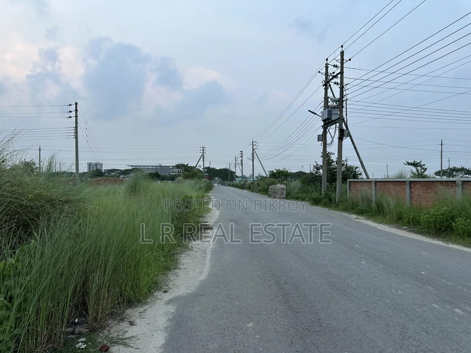 Block-P, 4-Katha, Urgent Sale, Bashundhara R/A in Basundhara